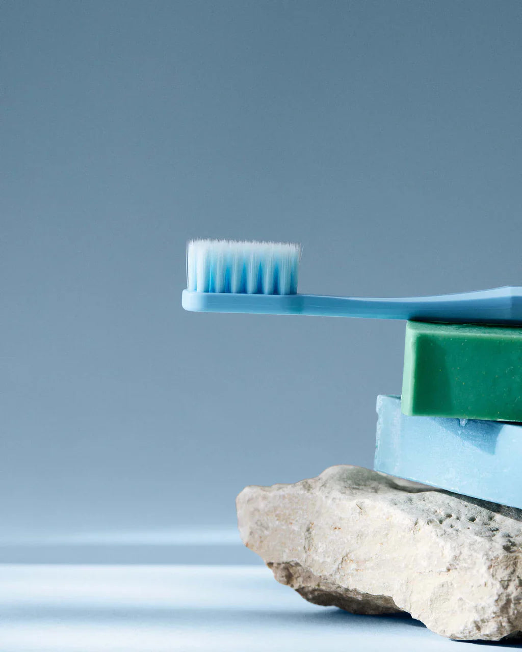 Pro Humble Brush Plant Based - 7000 Bristles - Blue