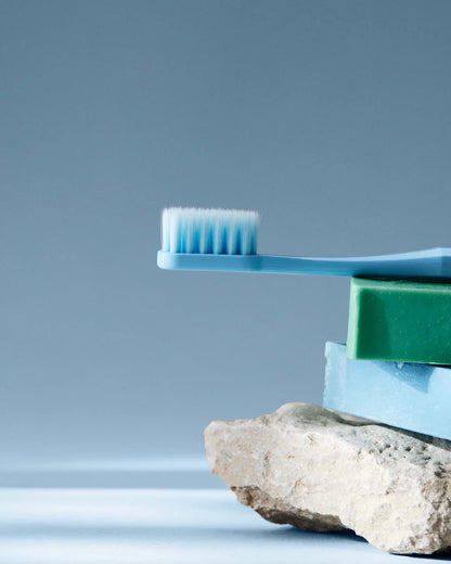 Pro Humble Brush Plant Based - 7000 Bristles - Blue
